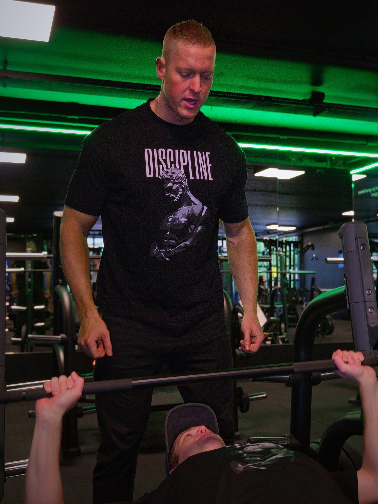 Black T-shirt Discipline